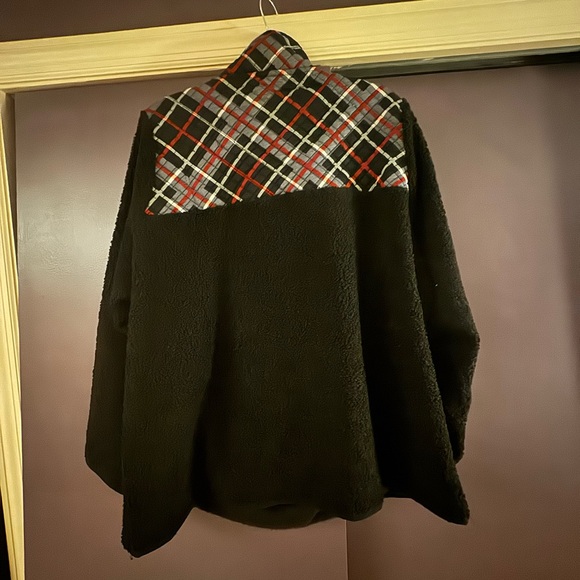 Vera Bradley Quarter Zip Teddy Fleece Sweater - Picture 2 of 5